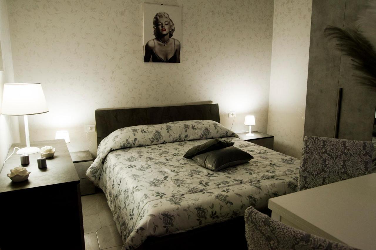 Mincasa Nel Cuore Di Napoli Экстерьер фото