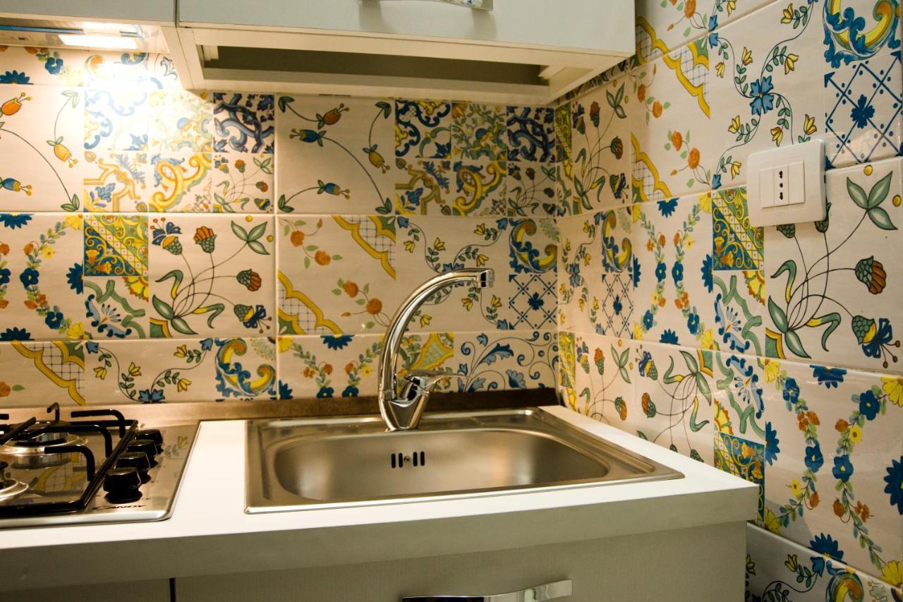 Mincasa Nel Cuore Di Napoli Экстерьер фото