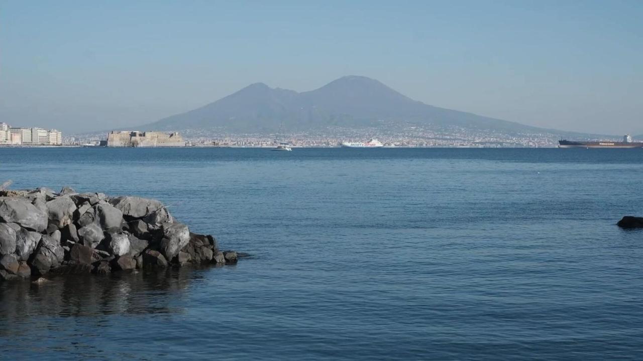 Mincasa Nel Cuore Di Napoli Экстерьер фото